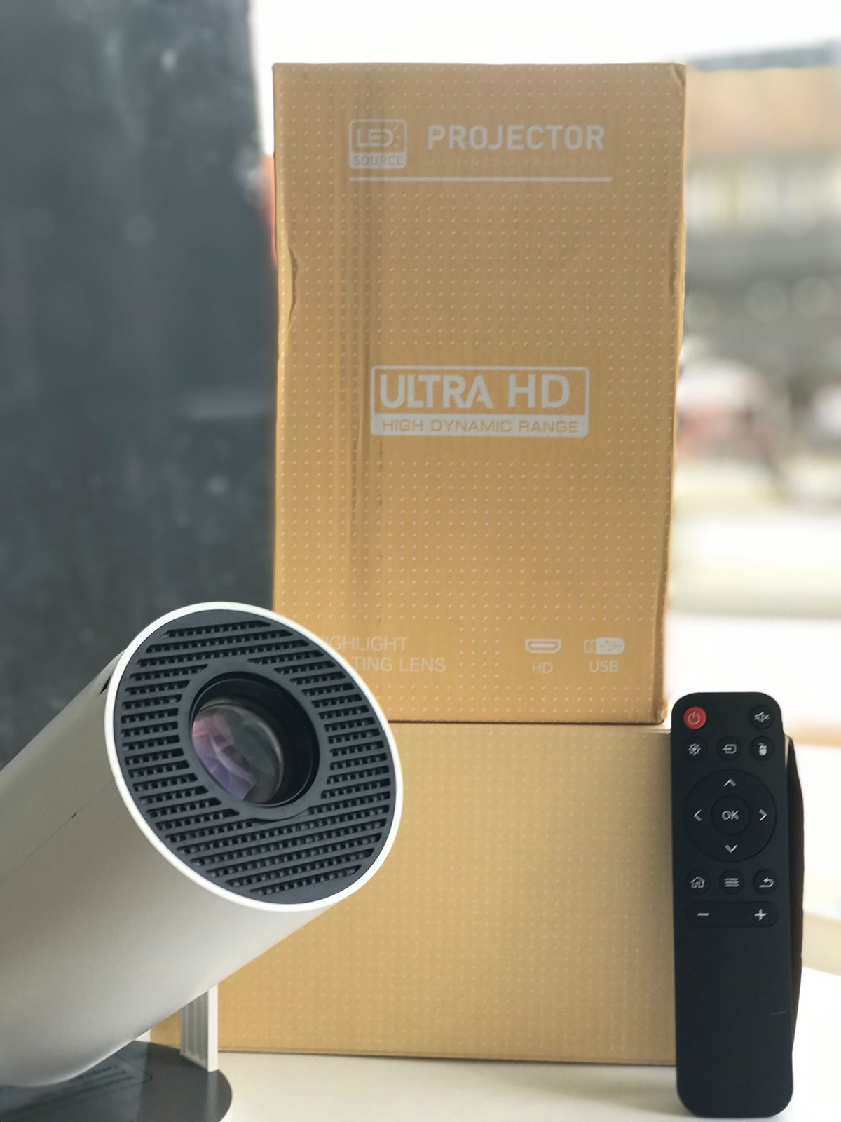 PROYECTOR ULTRA HD HY300 - Imagen 3