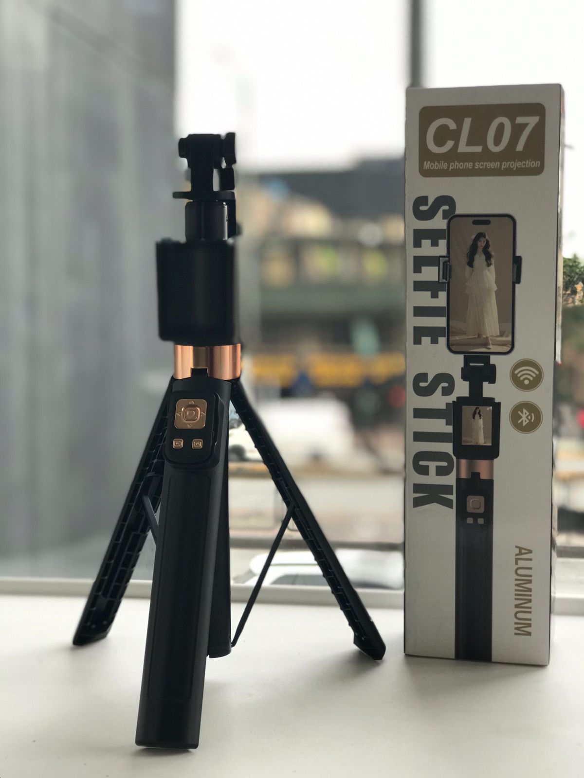 TRÍPODE PROFESIONAL CON PROYECCIÓN MÓVIL - Imagen 2